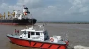 Un buque ingresando al canal del acceso del puerto de Barranquilla. 