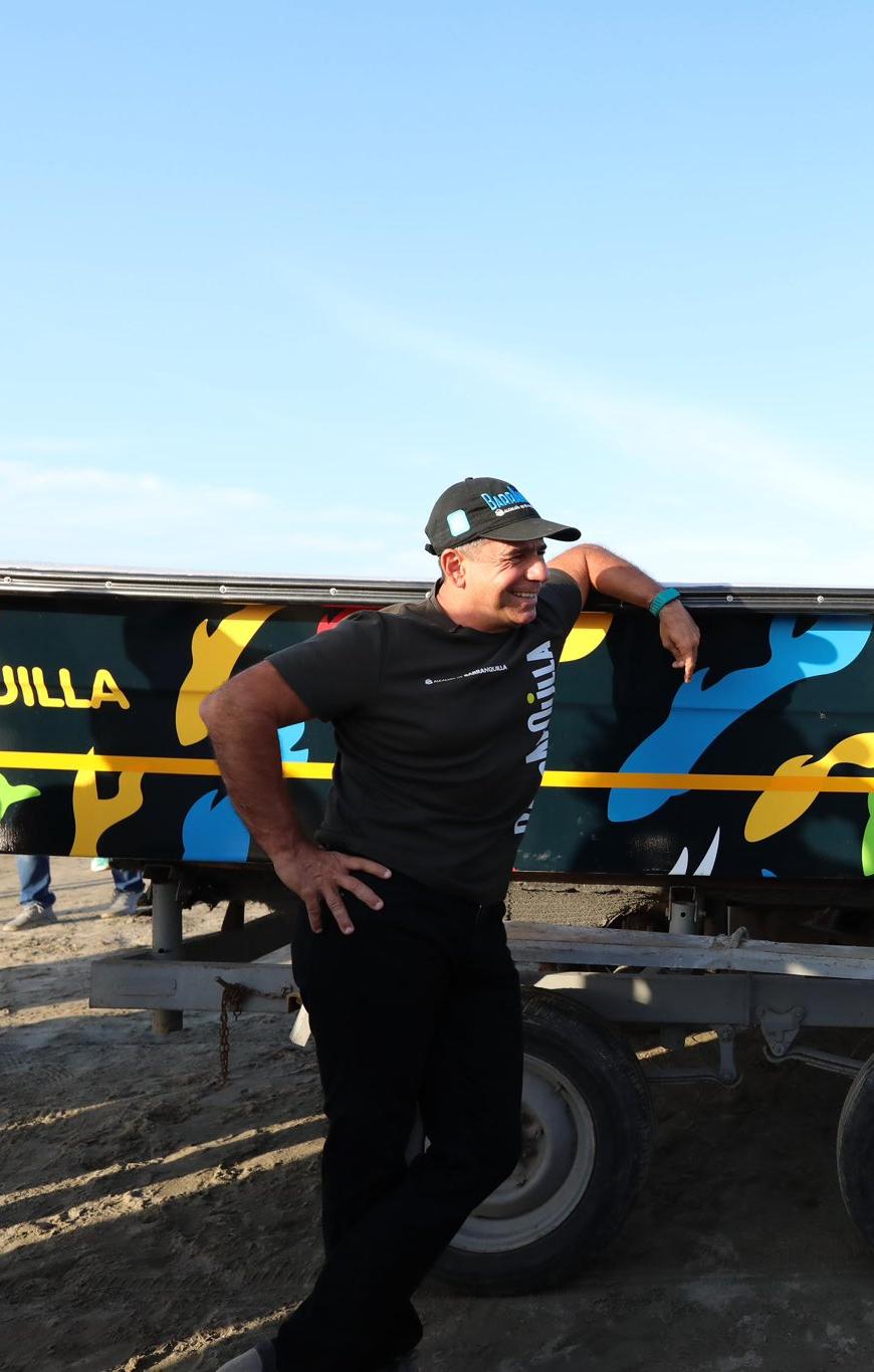 El Alcalde Alex Char junto a uno de los pescadores.