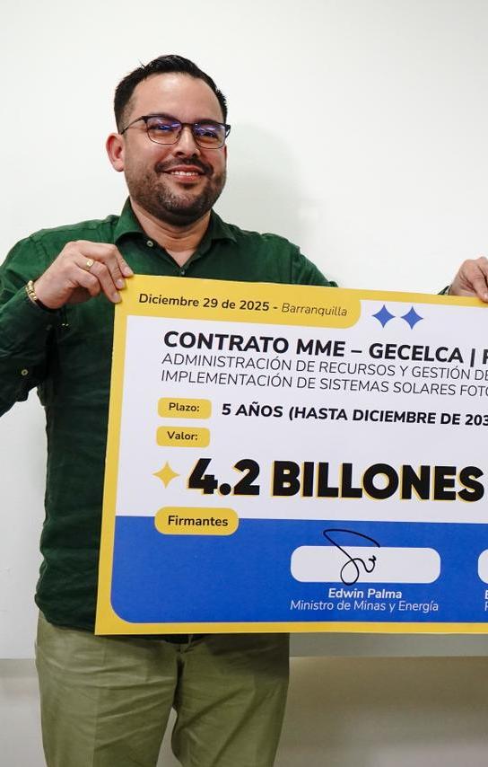 Edwin Palma, ministro de Minas y Energía, junto a Erick Wehdeking, presidente (e) de Gecelca.