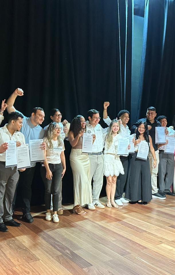 Consejeros de juventud que tomaron posesión en Barranquilla. 