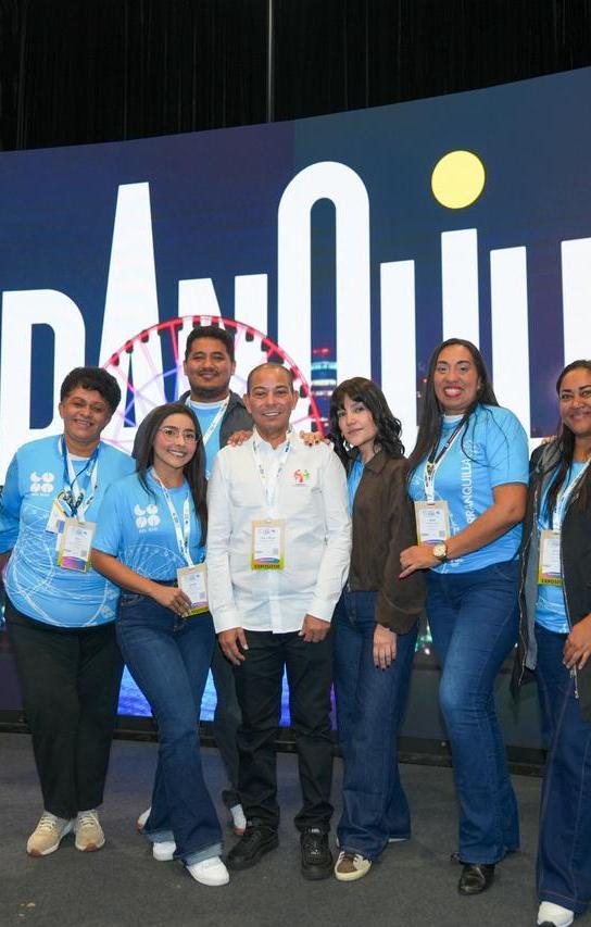 Equipo de la Alcaldía de Barranquilla en la Vitrina de Anato.