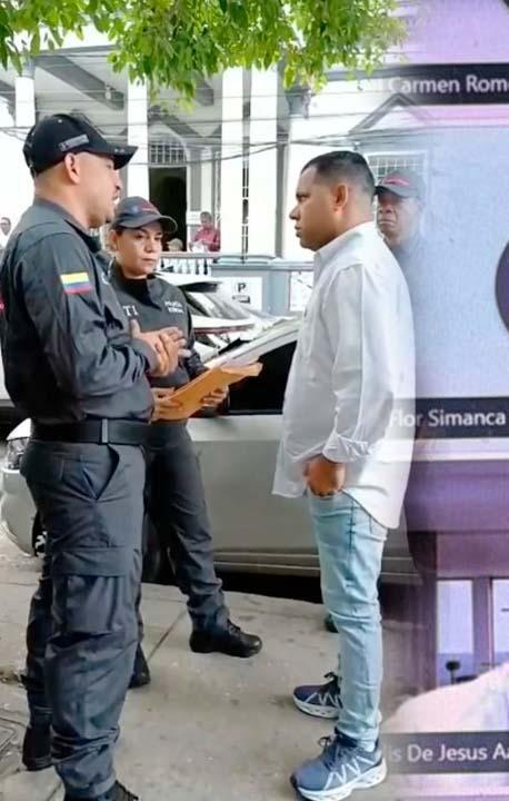 El concejal Alexis Castillo cuando le hicieron la captura y durante la audiencia. 