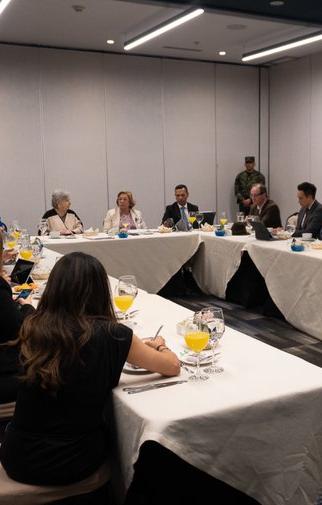 Reunión en Quito entre Colombia y Ecuador.