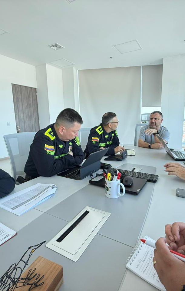 Reunión de seguridad de la Alcaldía y la Policía.