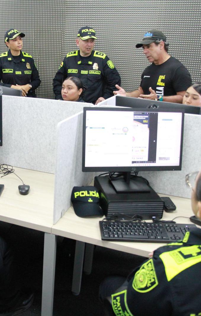 La sala fue inaugurada por el alcalde Alejandro Char y el General Miguel Camelo. 