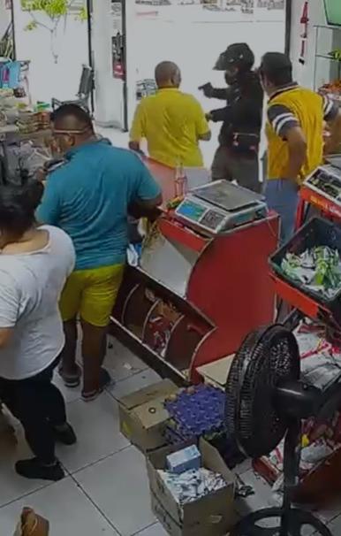 Extorsión y atraco en Santo Tomás. 