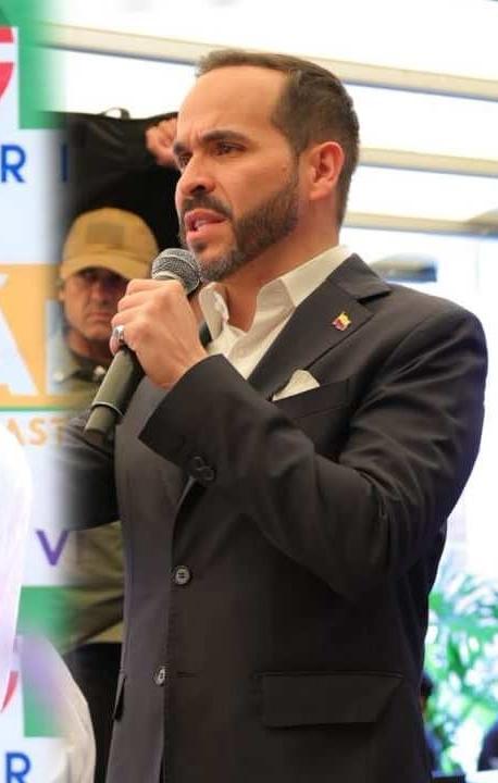 Los candidatos Iván Cepeda, Abelardo De La Espriella y Paloma Valencia.