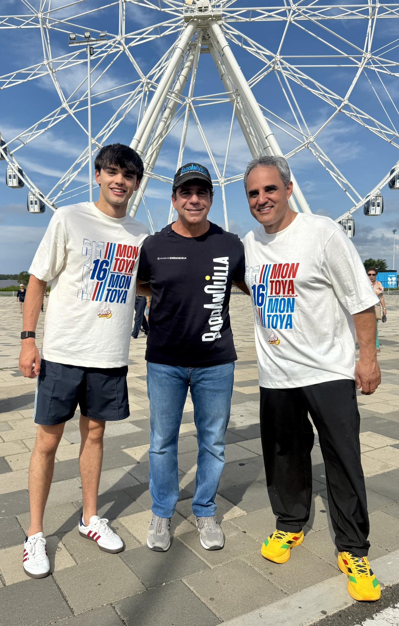 Alejandro Char se reunió recientemente en Barranquilla con el expiloto bogotano Juan Pablo Montoya y su hijo Sebastián. 
