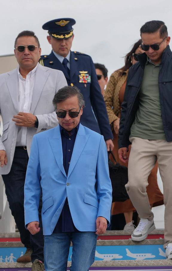 El Presidente Gustavo Petro a su llegada a Roma.
