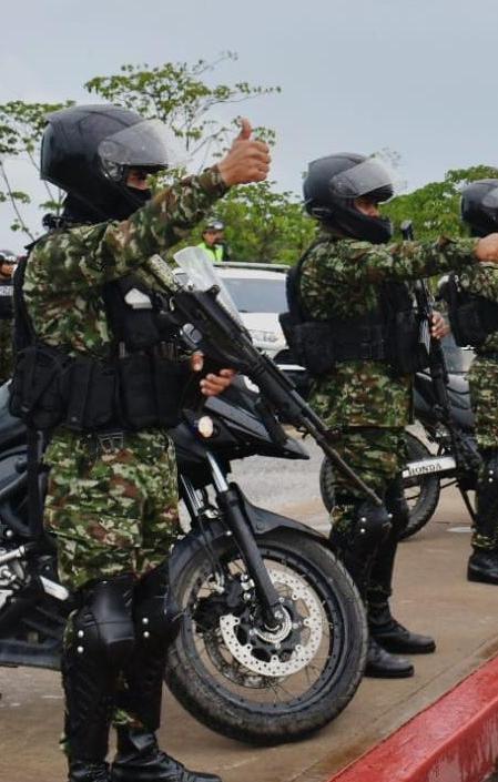 Soldados en las principales vías del Caribe Colombiano. 