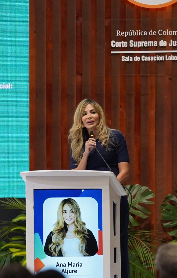 Ana María Aljure.