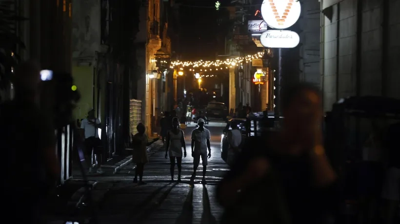 Oscuridad en Cuba.