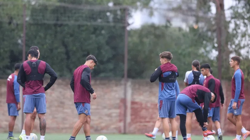 Entrenamiento del fútbol argentino.