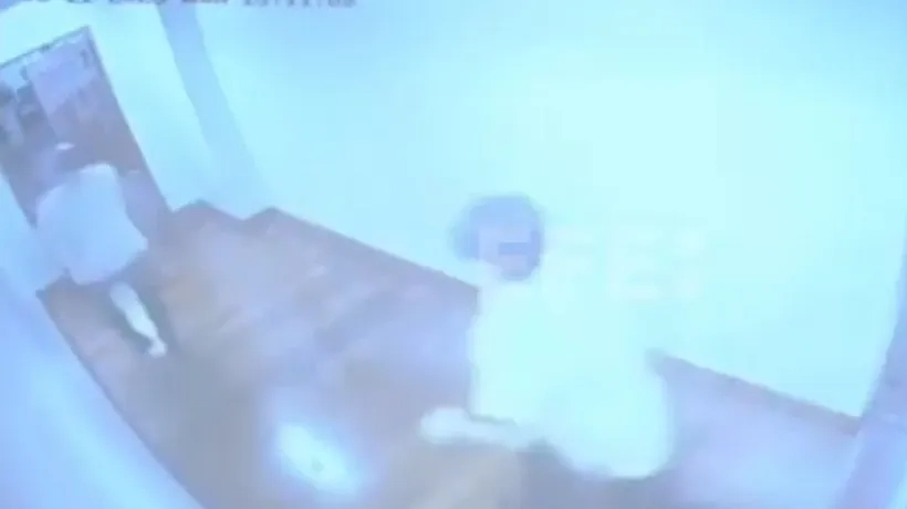 Momento en que el exjefe de la policía se encierra en el Senado.