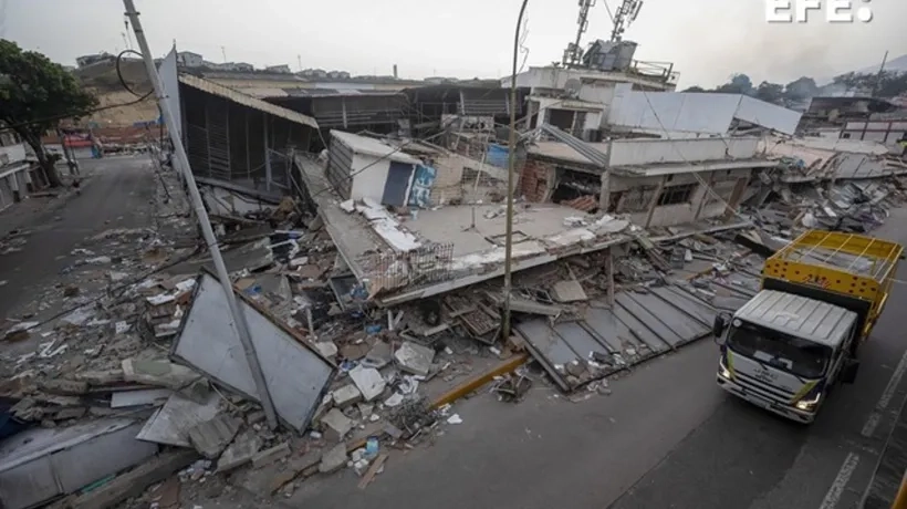 Edificio derruido en Catia la Mar, Venezuela. 