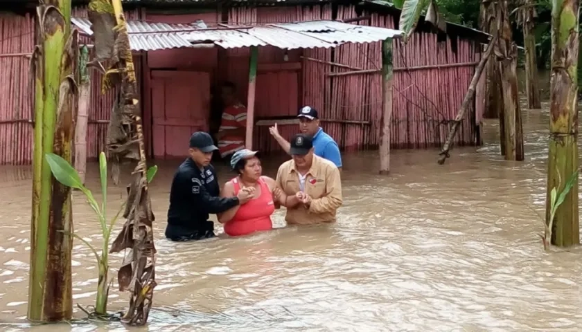 Al menos 16 personas muertas, un desaparecido, 29.110 personas afectadas y 5.953 viviendas dañadas es el saldo que dejó en Nicaragua el paso de la tormenta tropical Nate