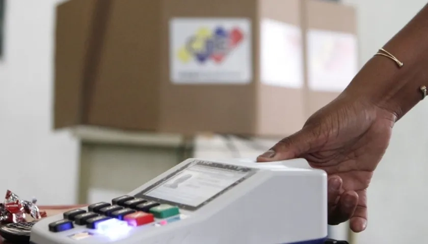 La dirigencia de la oposición se mantiene en alerta frente a las elecciones regionales.