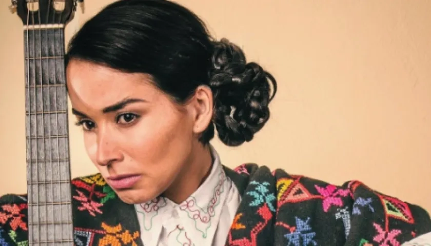 La actriz Majisa Issa en el papel de Chavela Vargas.