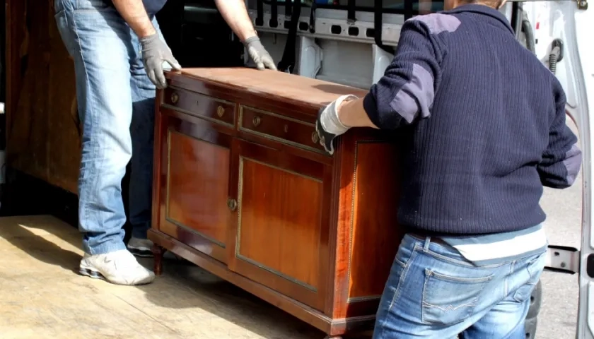 A los colombianos les cuesta, por apego, salir de muchas cosas que pueden servirle a los demás.