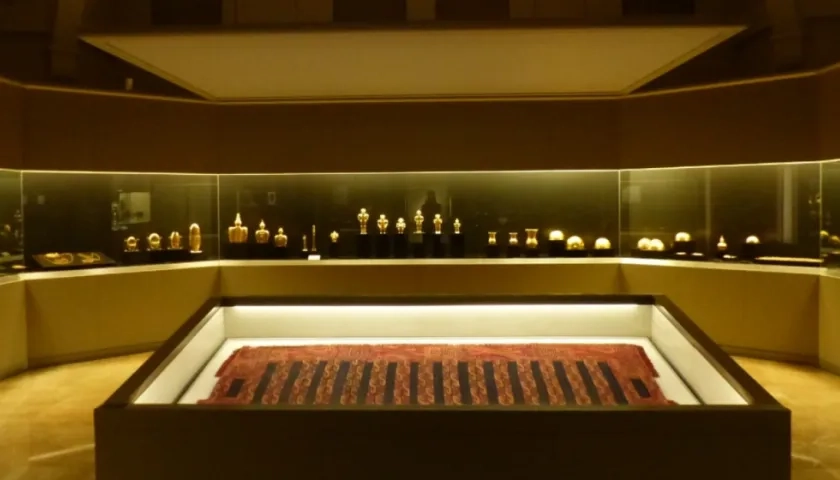 El tesoro lo componen 122 piezas de oro que actualmente reposa en el Museo de América de Madrid.