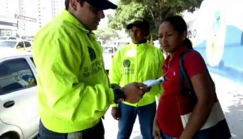 Momento en el que es capturada Hileana Patricia Henríquez Olmos.