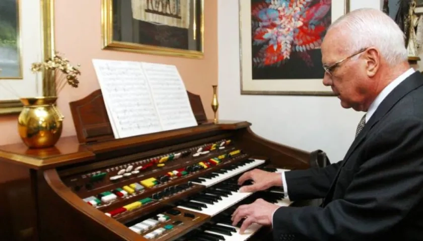 El músico colombiano Jaime Llano González.
