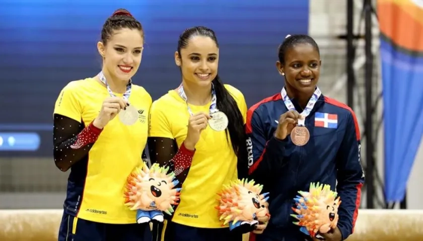 Las colombianas Ginna Escobar y Melba Avendaño le dieron oro y plata al país.