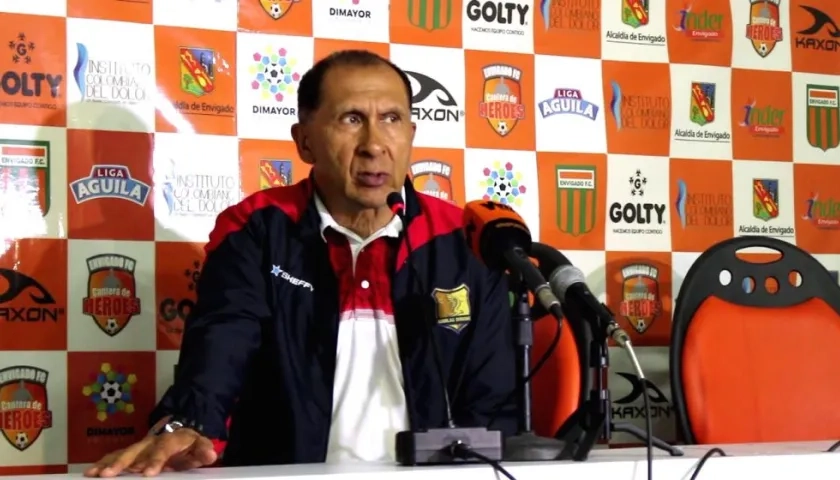 Diego Umaña, DT de Águilas Doradas.