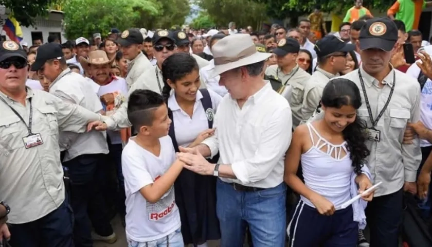 El Presidente Santos de visita en La Ilusión, Caquetá.
