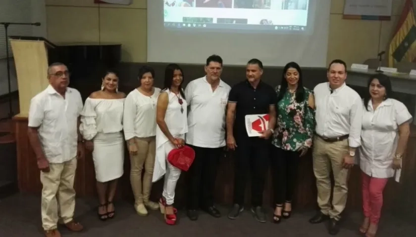 El proyecto inició su posicionamiento desde este martes.