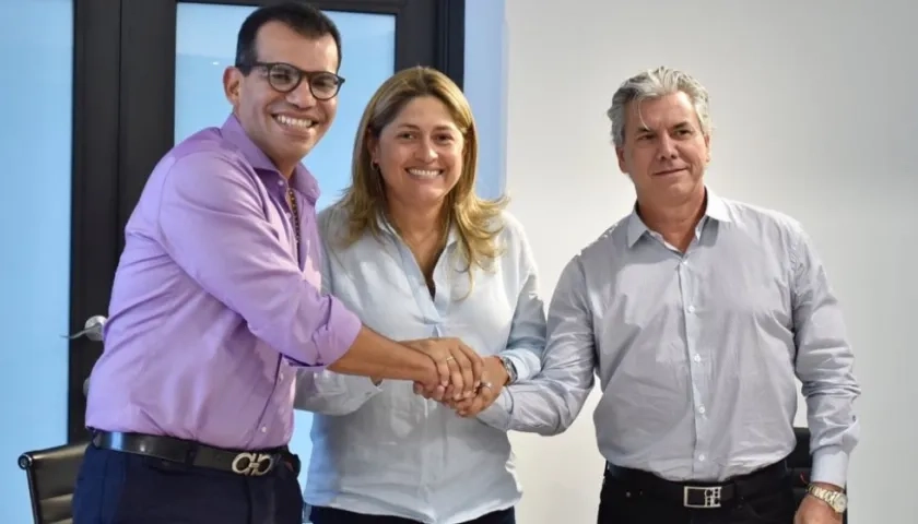 La Secretaria de Salud, Alma Solano, dio a conocer el nombre del operador.