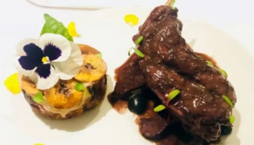 Plato inspirado en la literatura de Gabriel García Márquez