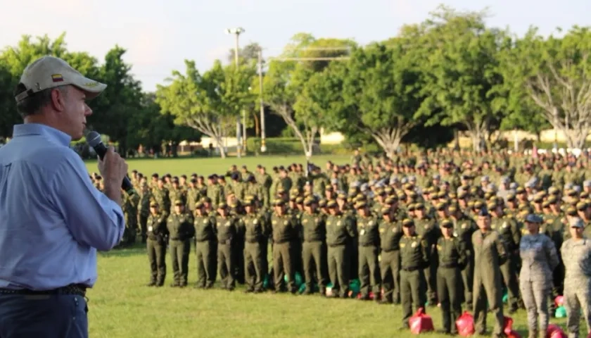 El Presidente Santos durante su saludo navideño.