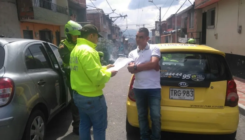 Eber Antonio David Úsuga, Alias "Leo"