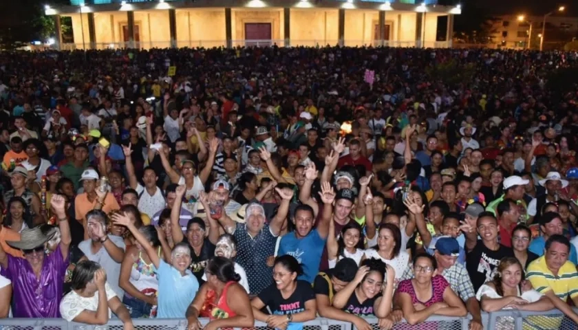 11 mil personas asistieron al evento.