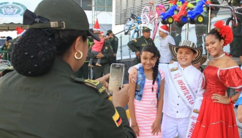 Samuel Quintero y Laura Ospino, reyes infantiles del Carnaval de la 44.