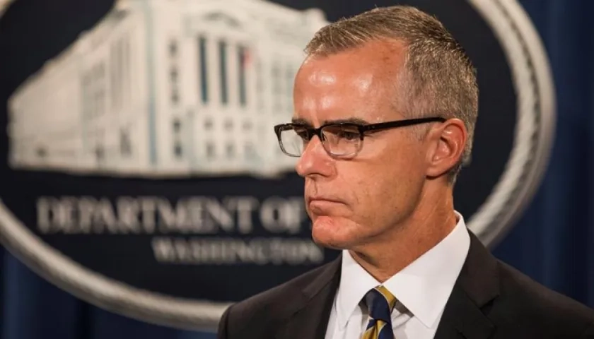 Imagen de archivo del "número dos" del Buró Federal de Investigaciones (FBI), Andrew McCabe.