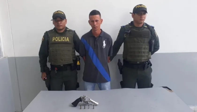  Ricardo José De Moya Insignares.