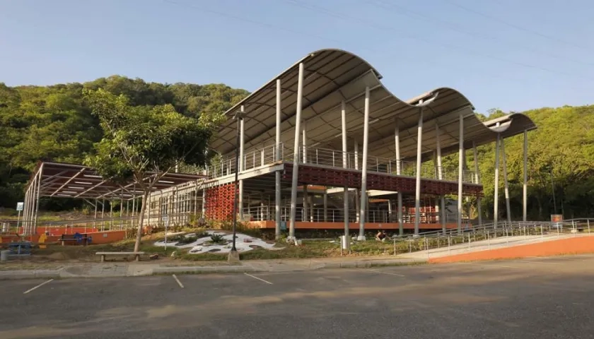 Fahada del parador turístico de Luruaco.