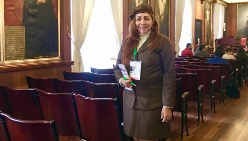 Dra. Sandra Irina Villa Villa.