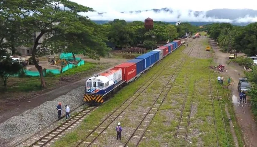 El tren descargará mañana en el puerto de Santa Marta.