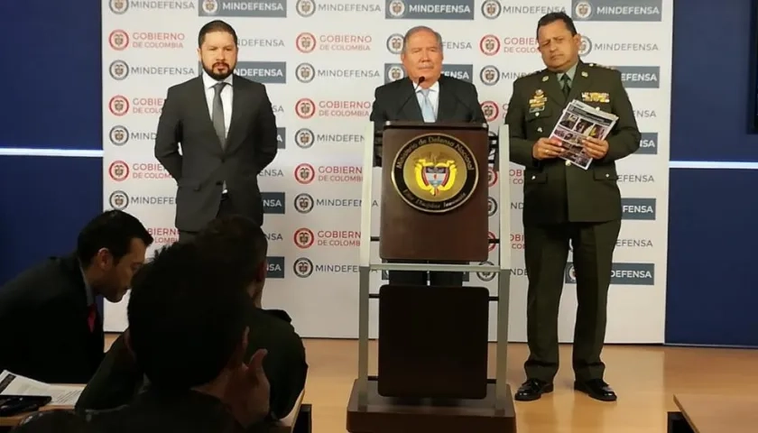 El ministro de Defensa, Guillermo Botero y el director de la Policía, Jorge Hernán Nieto. 