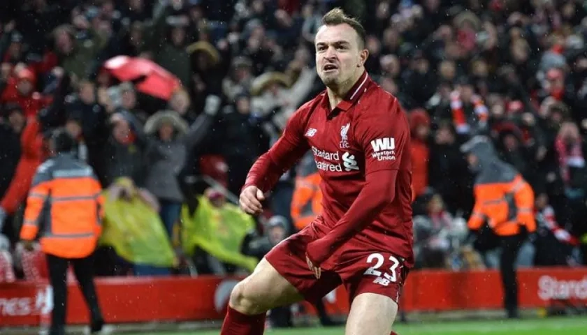 El suizo Shaqiri celebra el tercer gol del Liverpool.