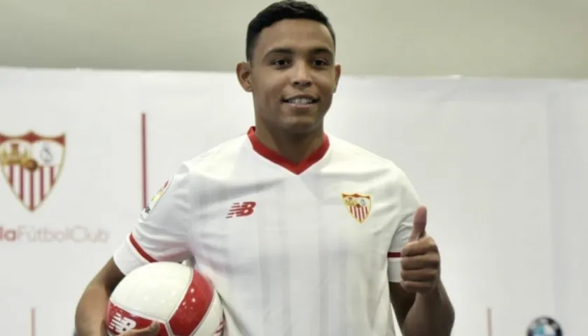 Luis Fernando Muriel el día que fue fichado por Sevilla.