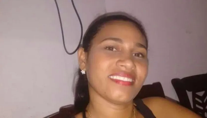 Yenis Paola Sampayo González.