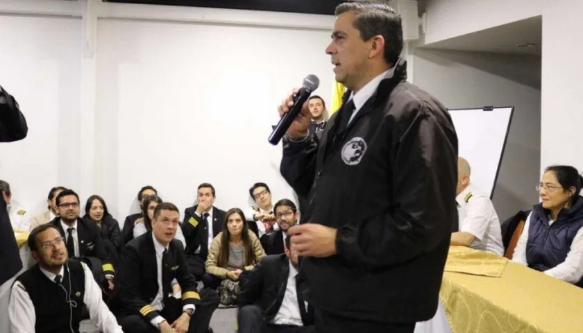 Avianca despide al capitán Jaime Hernández, presidente de Acdac