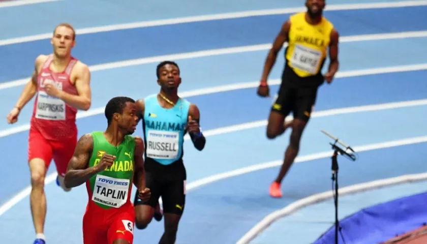 Atletas descalificados en la prueba. 