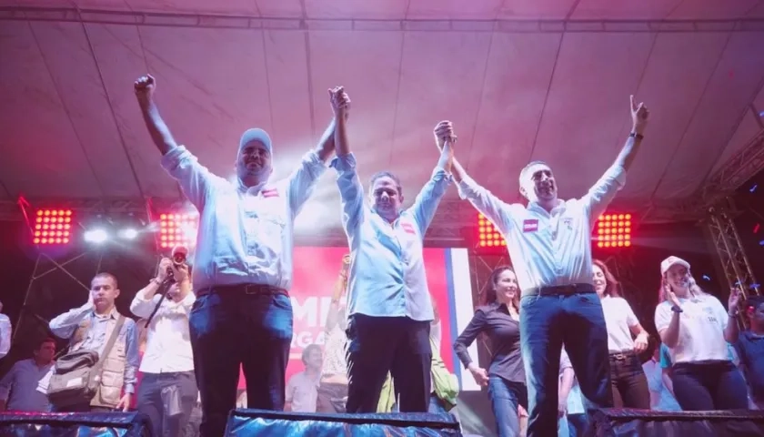 El candidato presidencial Germán Vargas Lleras con los aspirantes al Congreso José Amar y Luis Díaz Granados.