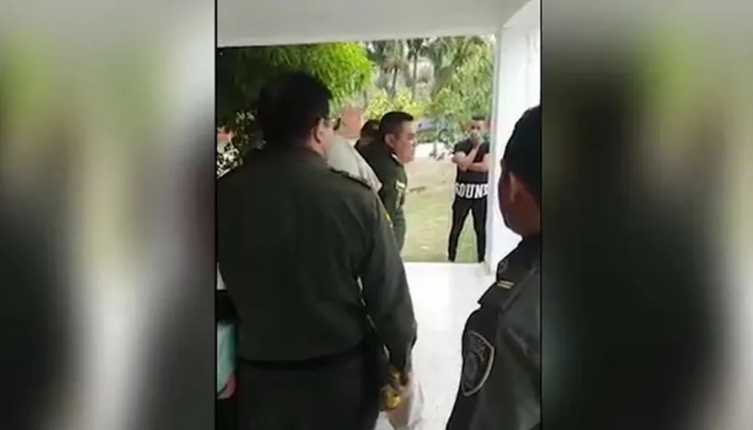 El patrullero Dixon González el día del incidente.