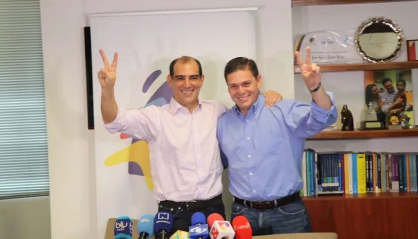 Jorge Mario Eastman y Juan Carlos Pinzón, del movimiento ciudadano Ante todo Colombia.